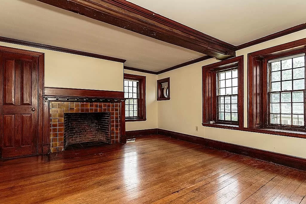 350 Riverside Ave, Medford