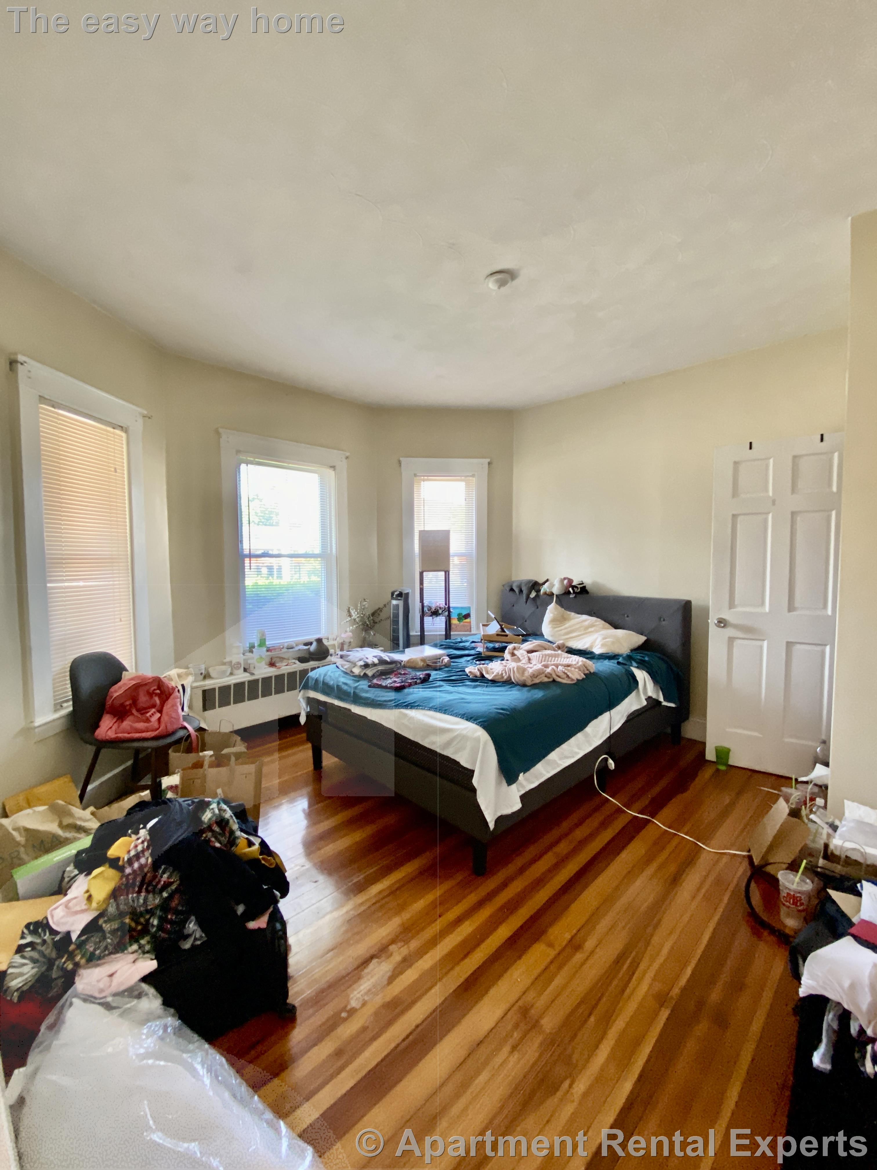 258 Belmont St, Watertown Center