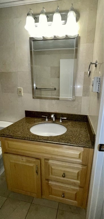 200 Manning St, Hudson