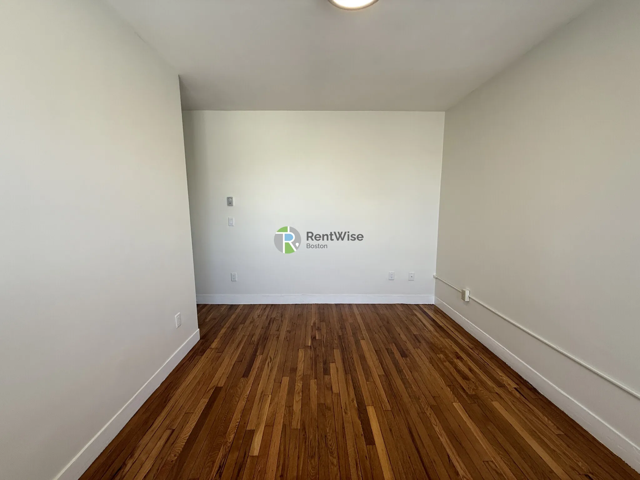 94 Brainerd Rd, Allston