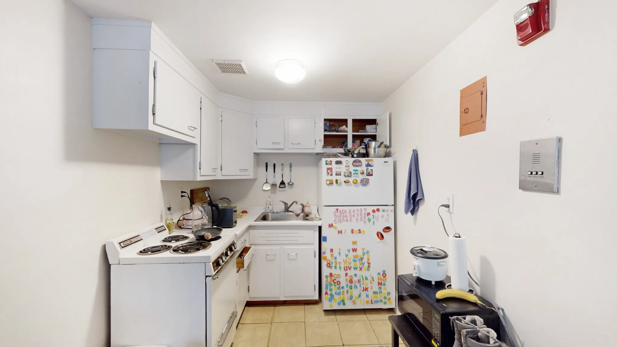 1071 Beacon St, Longwood