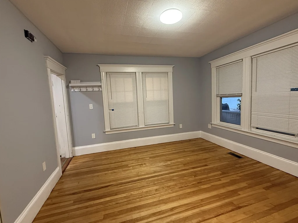 315 Canton St, Fitchburg