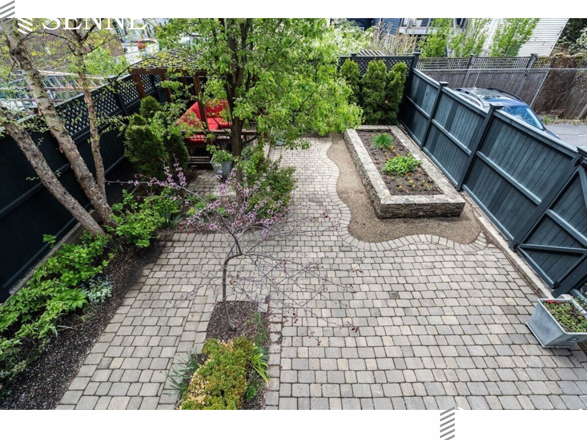 66 Thorndike St, East Cambridge