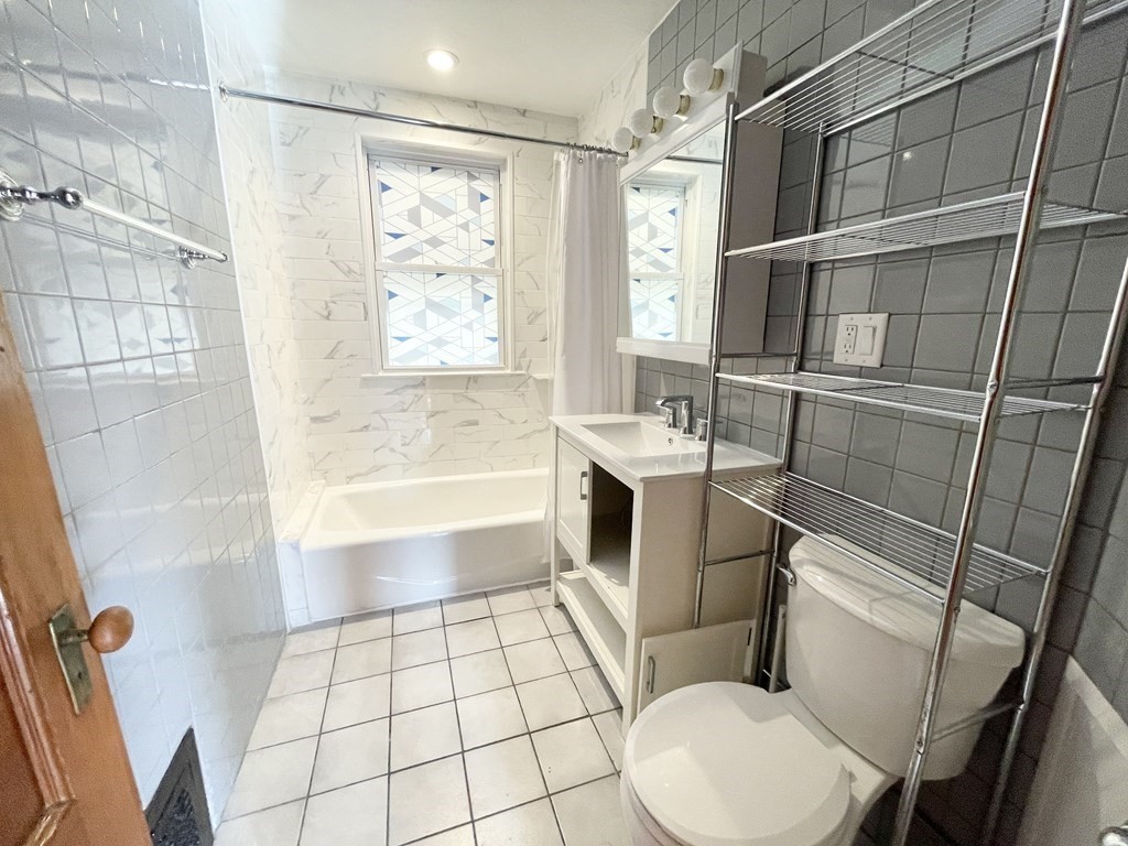 18 Romsey St, Dorchester