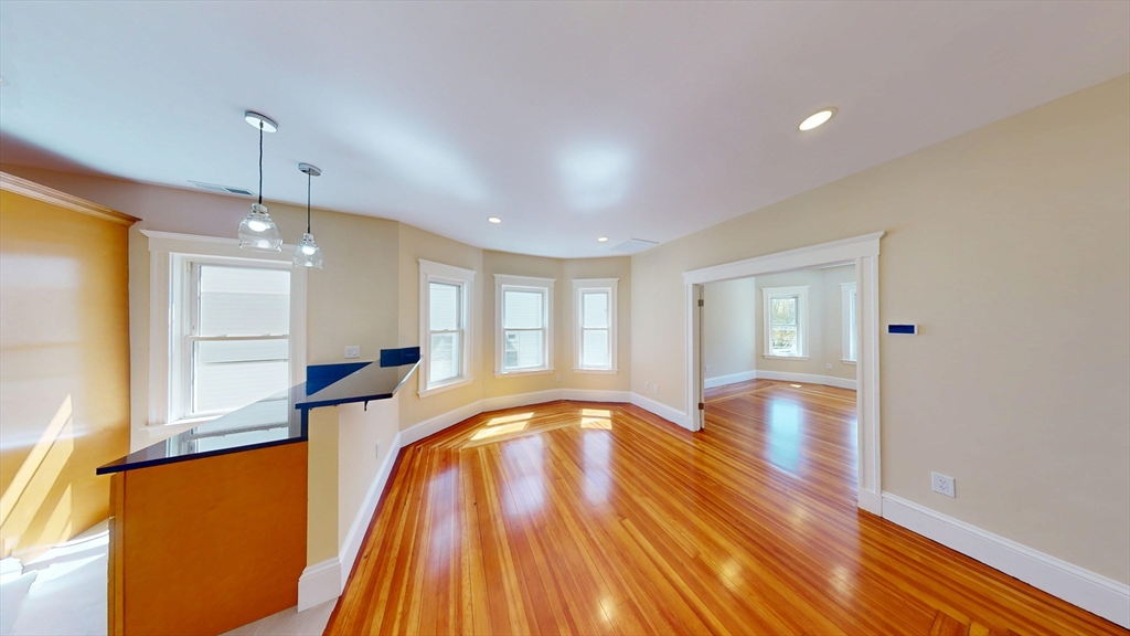 27 Champney, Brighton