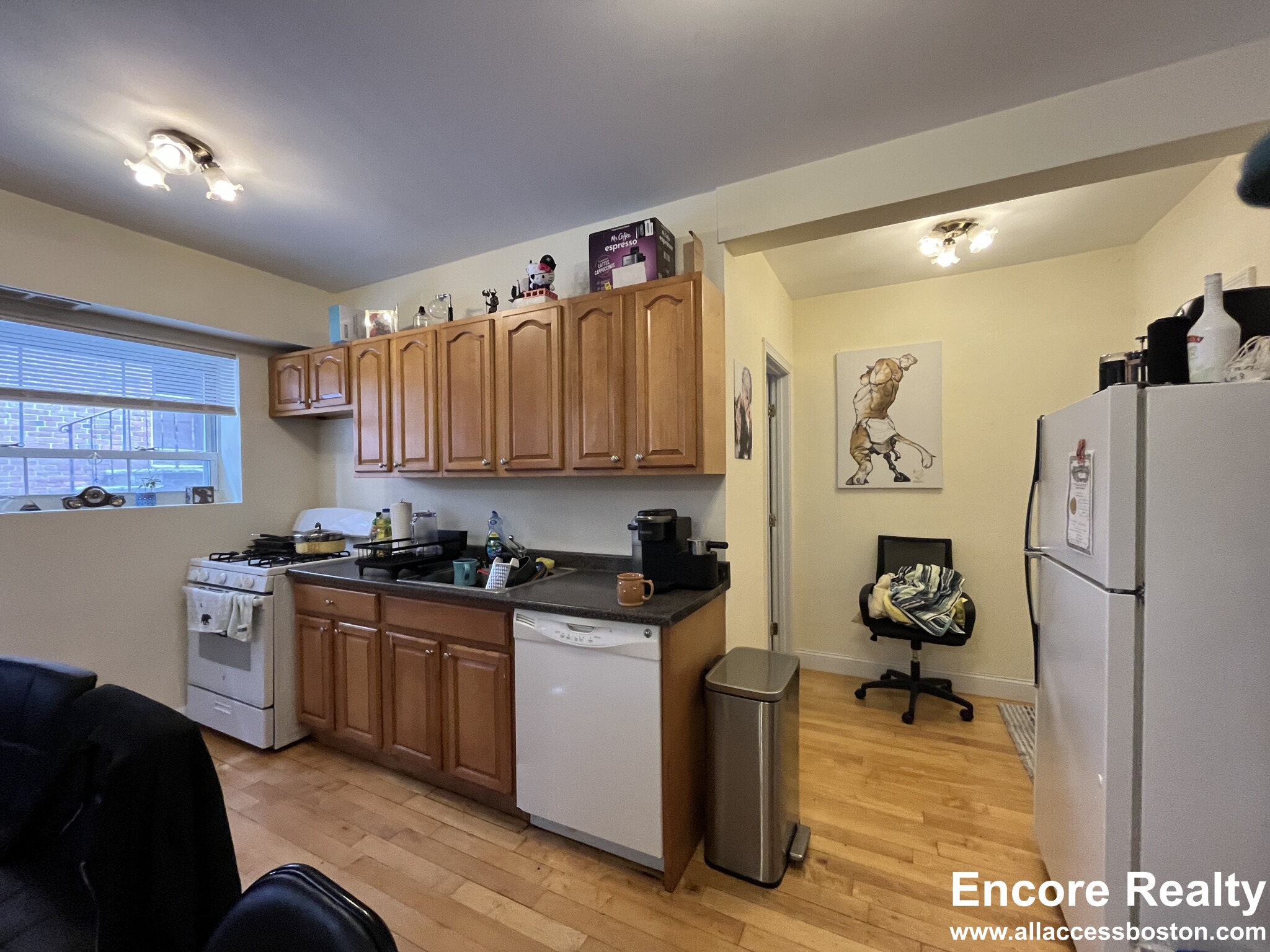 1555 Beacon St, Brookline