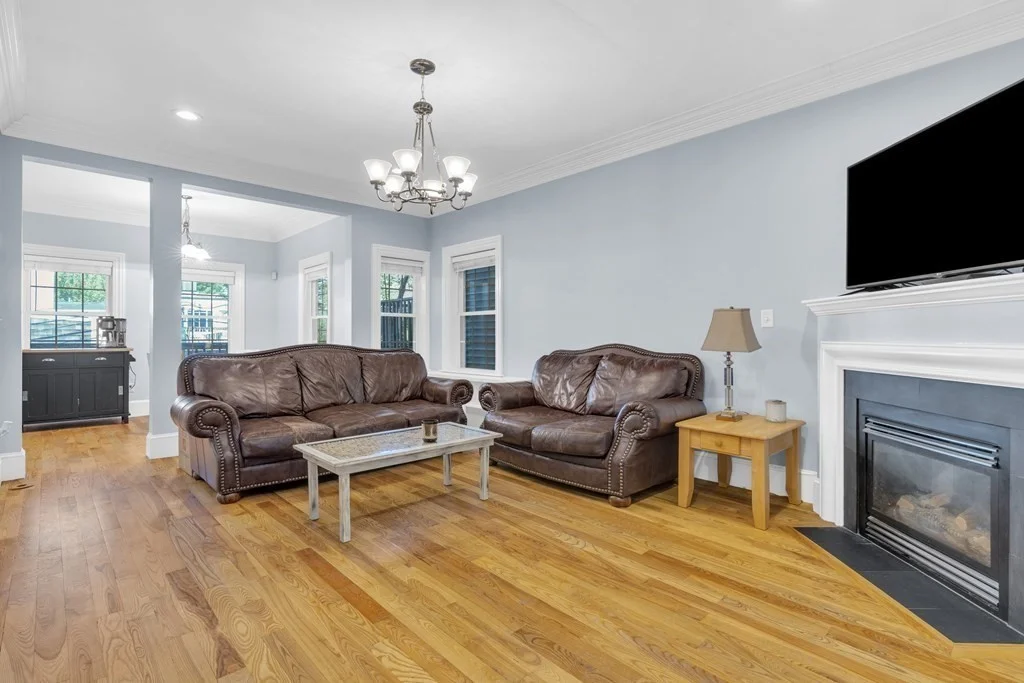 55 Gates St, South Boston