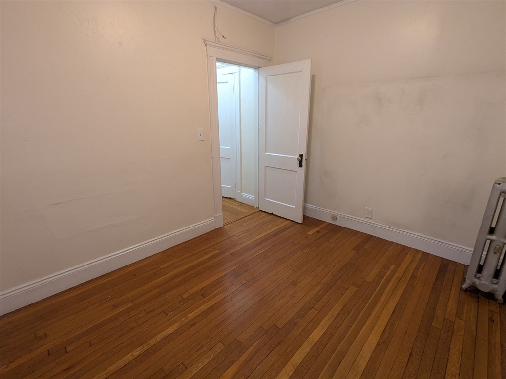 33 Walbridge St, Allston