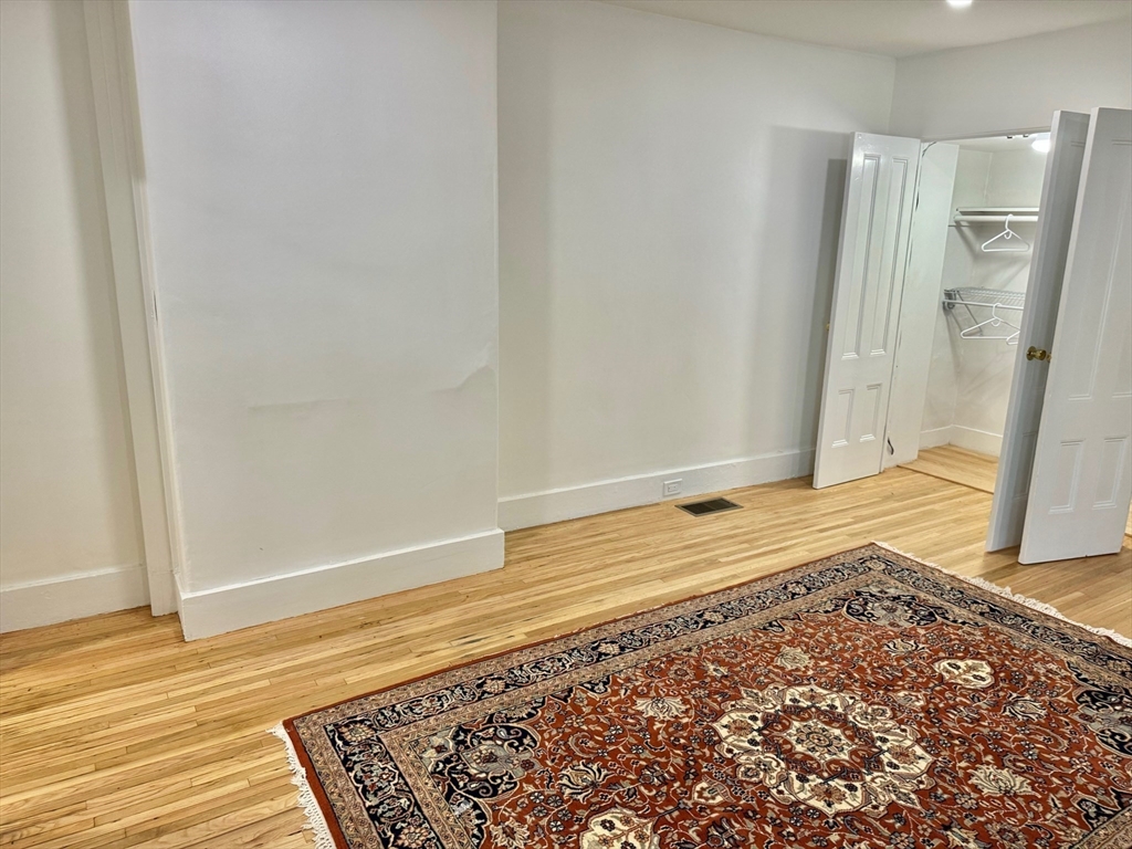 1001 Memorial Dr, Riverside