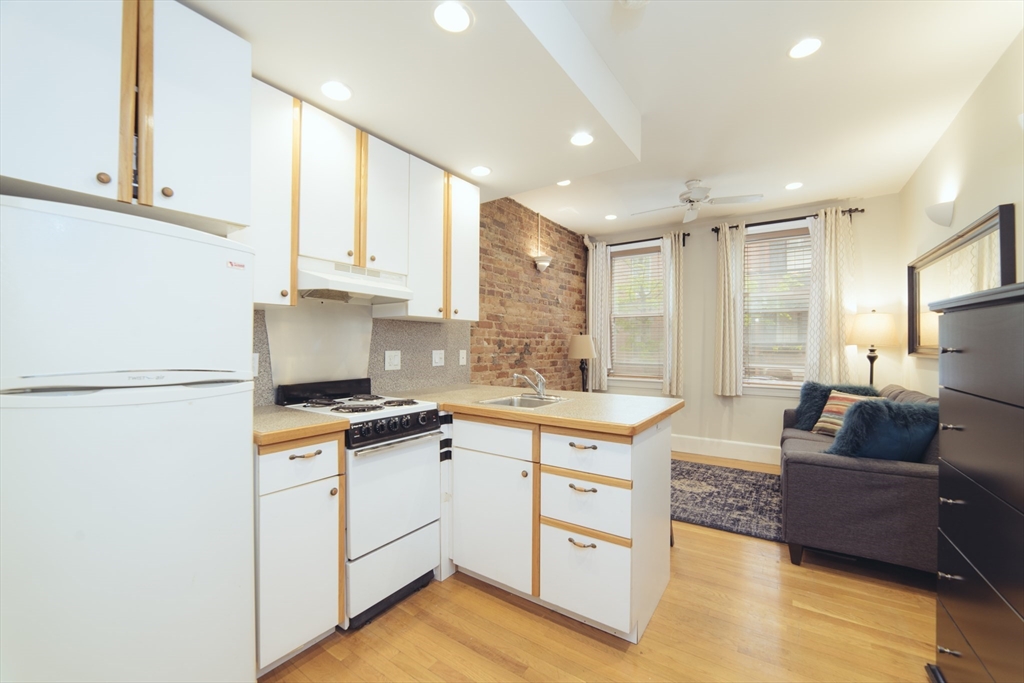 33 Irving, Beacon Hill