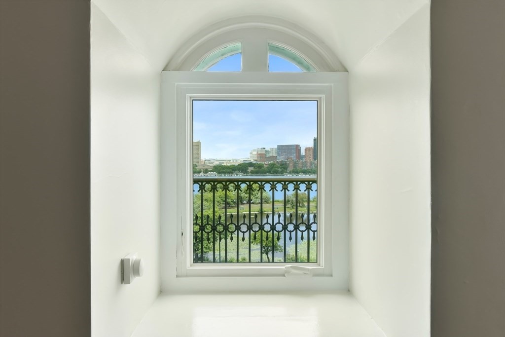 334 Beacon St, Back Bay