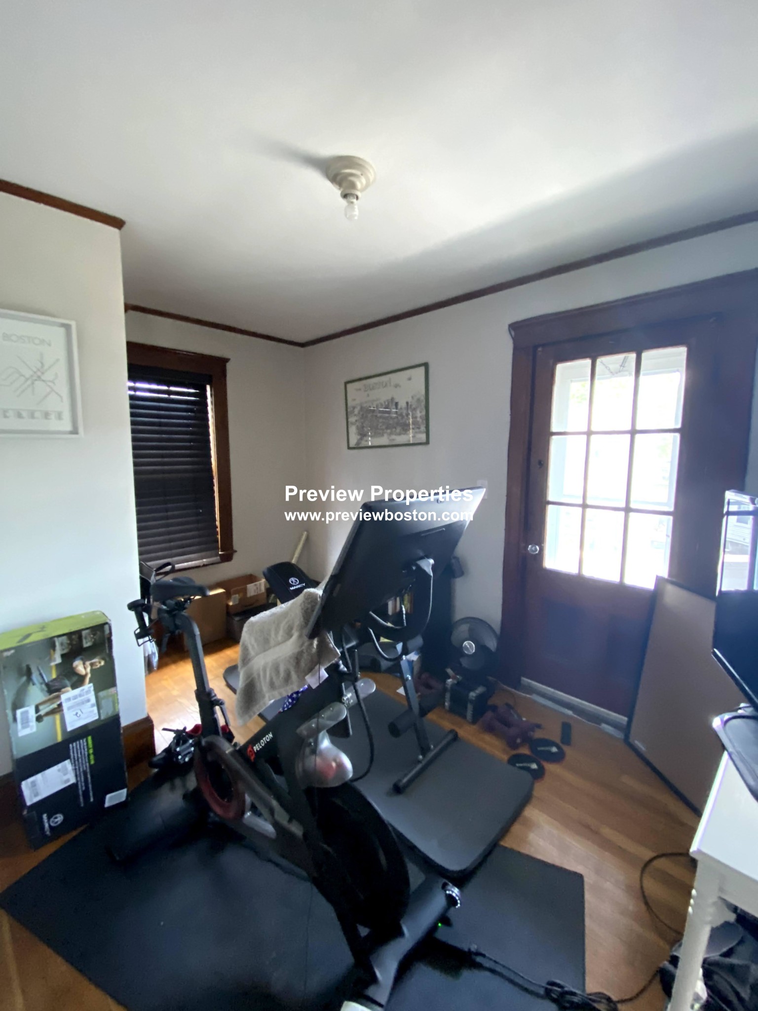 12 Niles St, Brighton