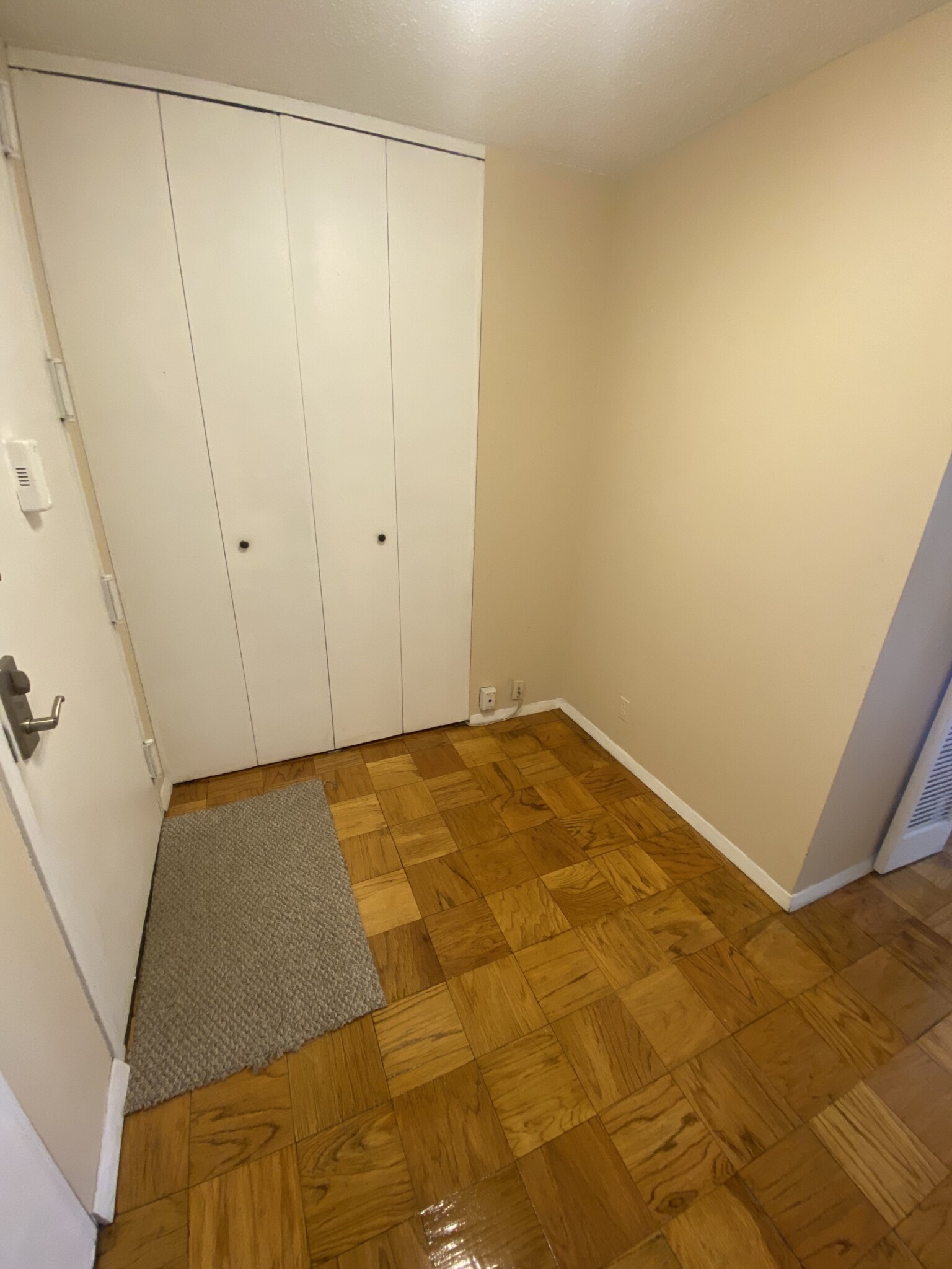 65 East India Row, Waterfront