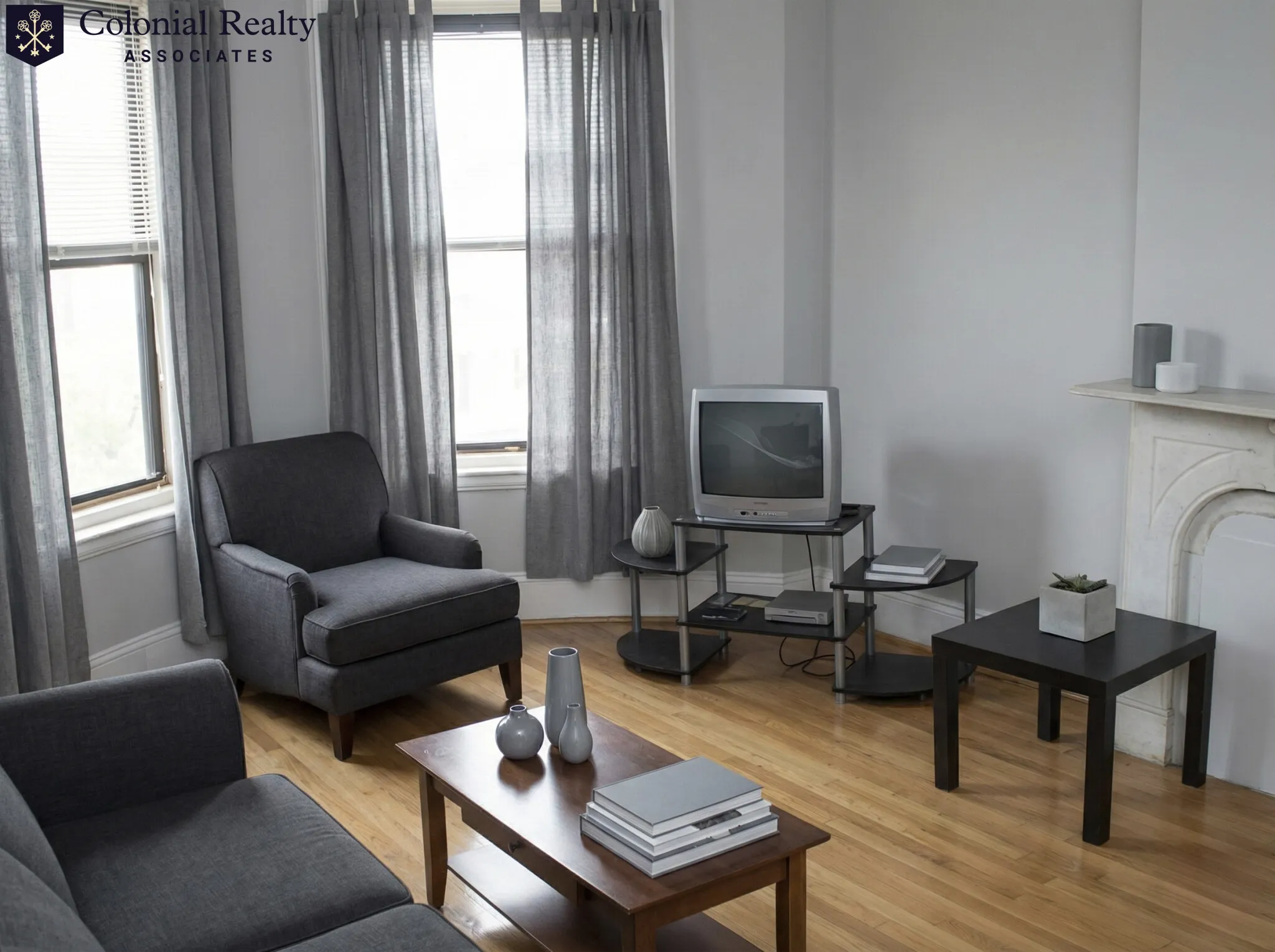 86 Hammond St, Roxbury