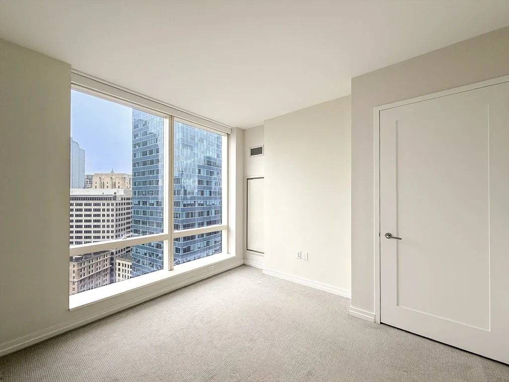 1 Franklin St, Midtown