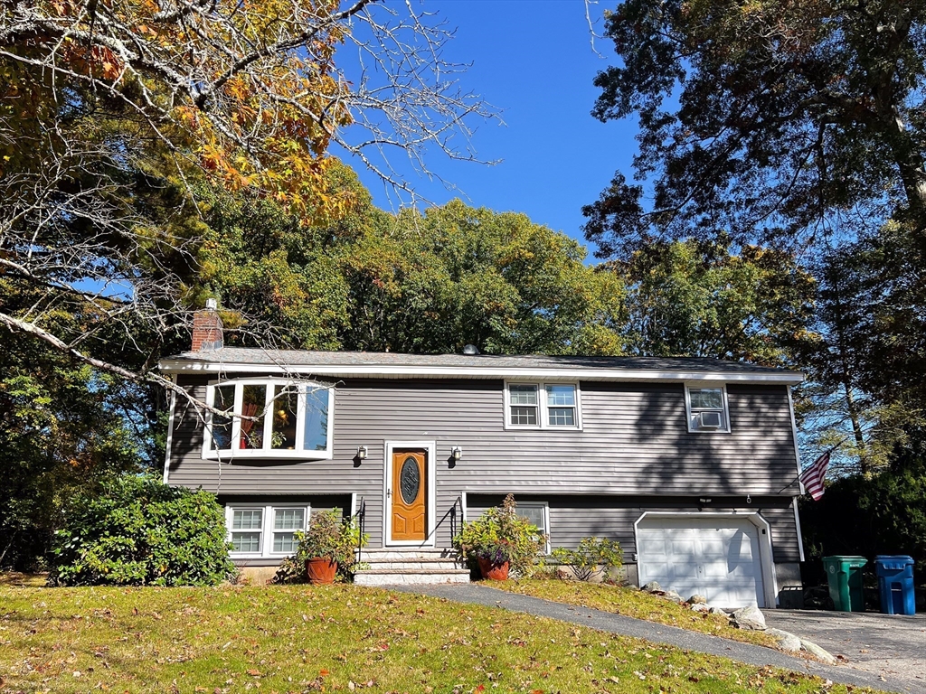 9 Putney Circle, Billerica