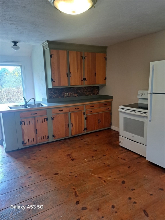 289 Richards Ave, Paxton