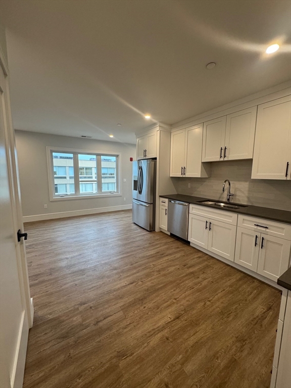 1000 Washington St, Dedham