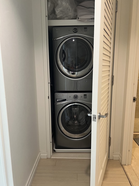 1 Franklin, Downtown