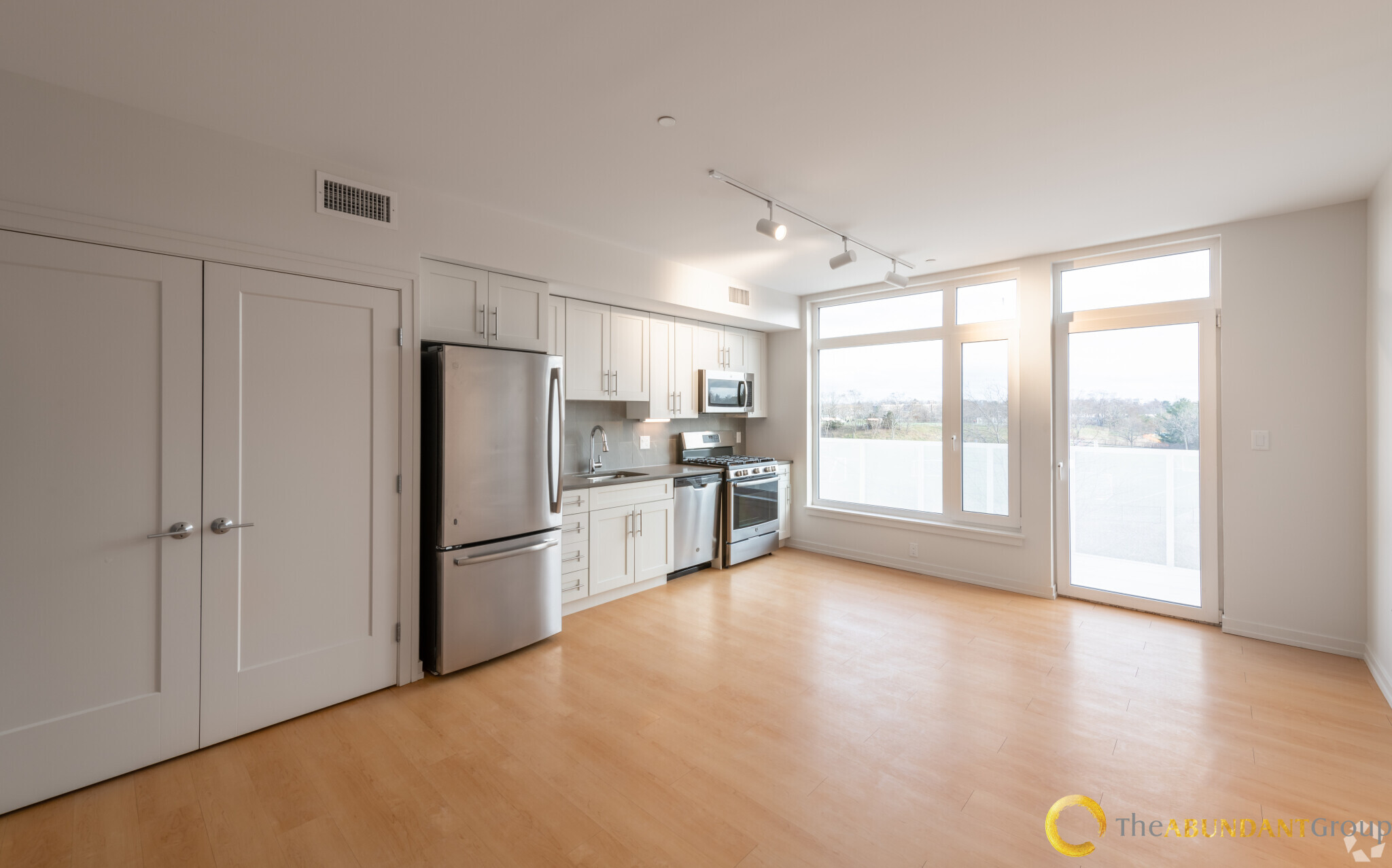2 bed, 2 bath apartment for rent at 77 New St Unit 117A, North Cambridge — photo 14 of 16