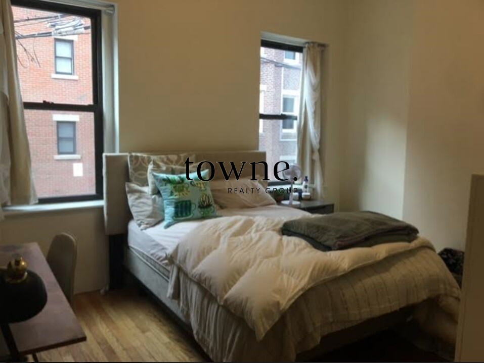 15 Aberdeen St, Fenway