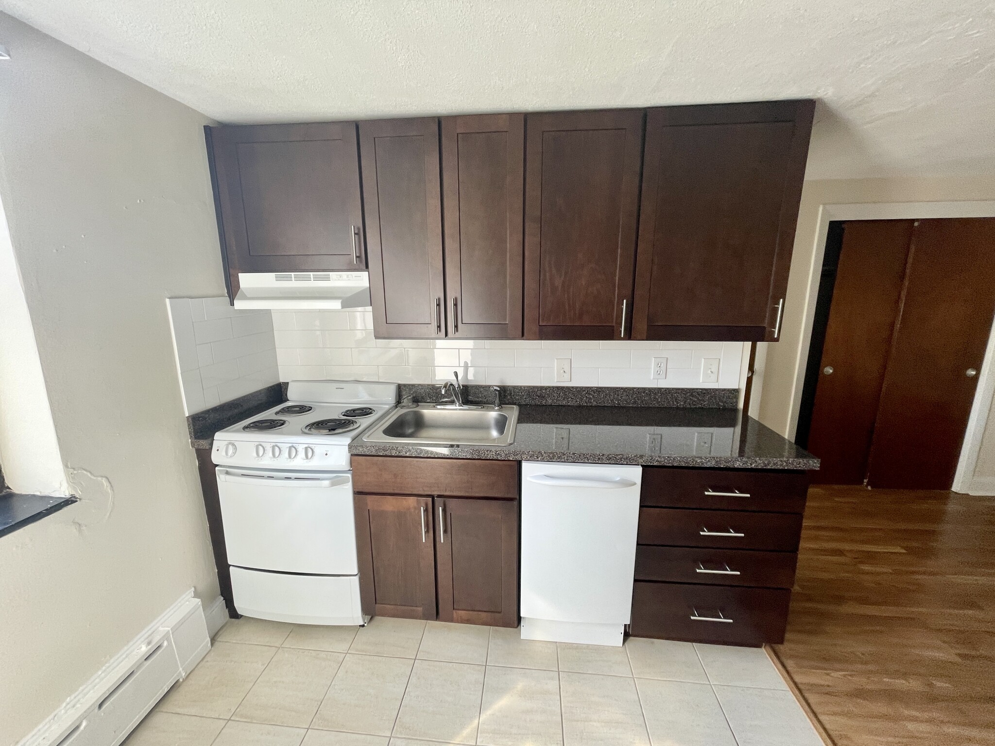 Studio bed, 1 bath apartment for rent at 15 Chester St Unit `46, West Cambridge — photo 4 of 4