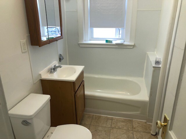 1 bed, 1 bath apartment for rent at 129 Saint Botolph St Unit 5, Back Bay — photo 3 of 3