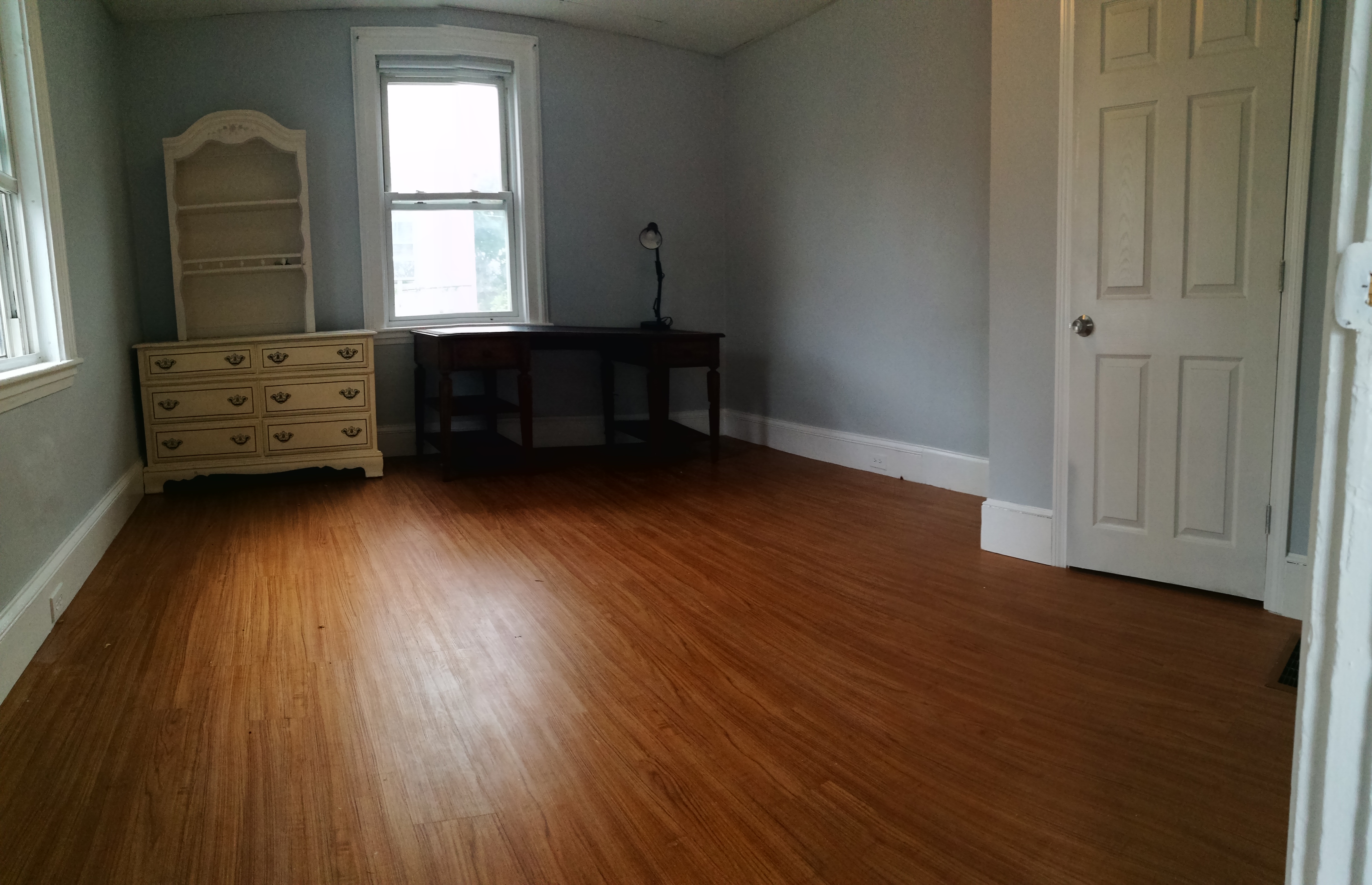 5 bed, 2 bath apartment for rent at 15 Highland St Unit 1, Waltham — photo 2 of 10