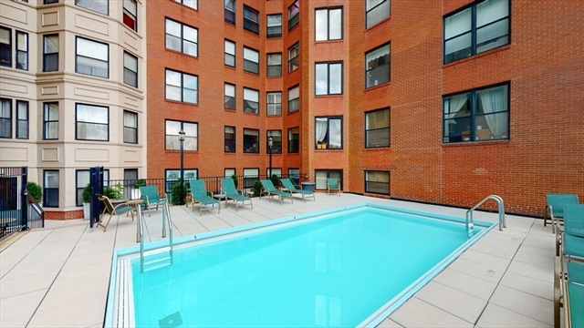 2 bed, 1.5 bath apartment for rent at 390 Commonwealth Ave Unit 405, Back Bay — photo 4 of 8
