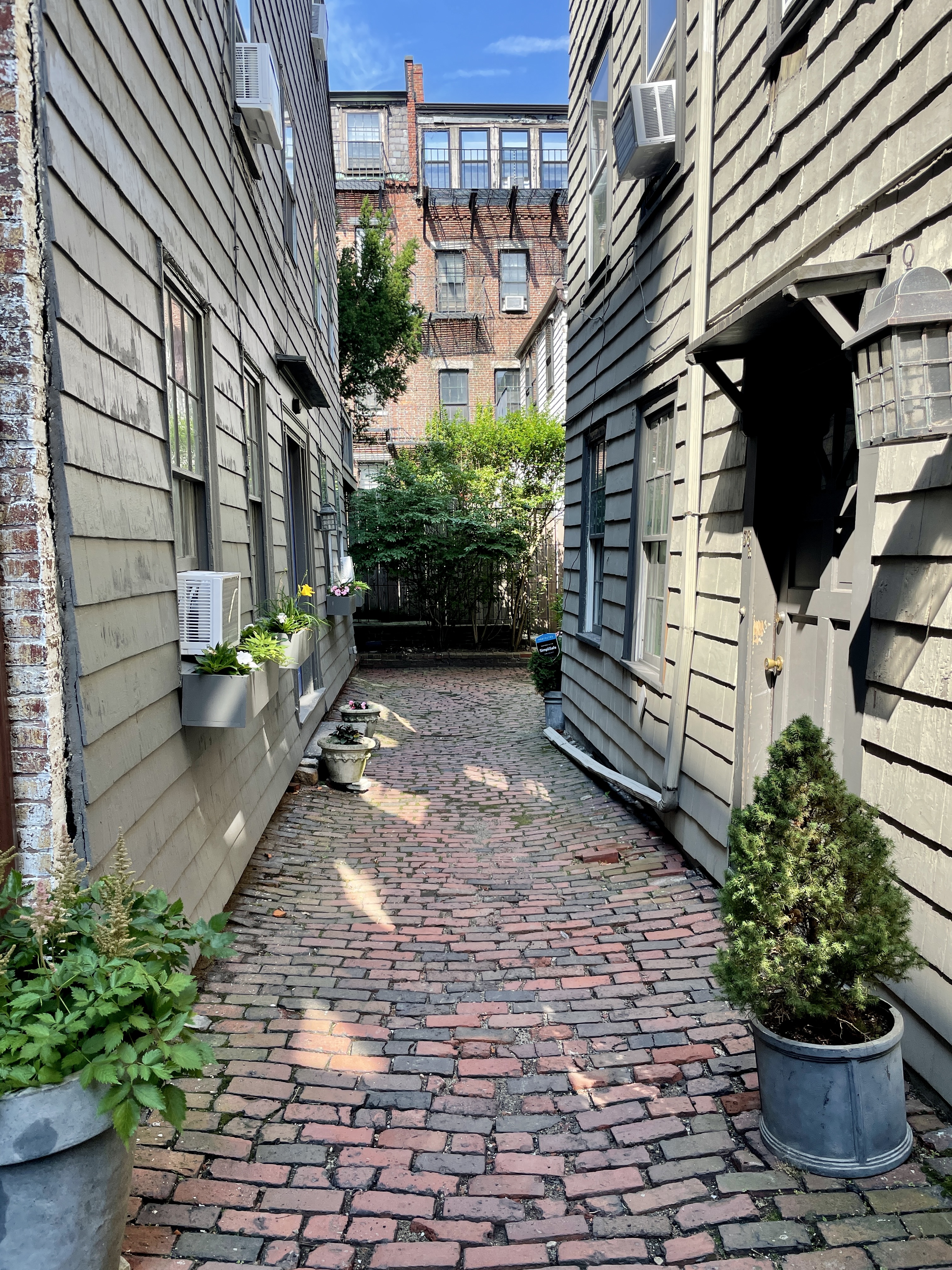 Studio bed, 1 bath apartment for rent at 36 Joy St Unit 3R, Beacon Hill — photo 15 of 19