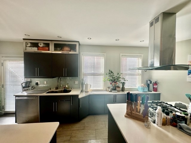 2 bed, 1.5 bath apartment for rent at 1 Fairfield Pl Unit 4F, North End — photo 23 of 48
