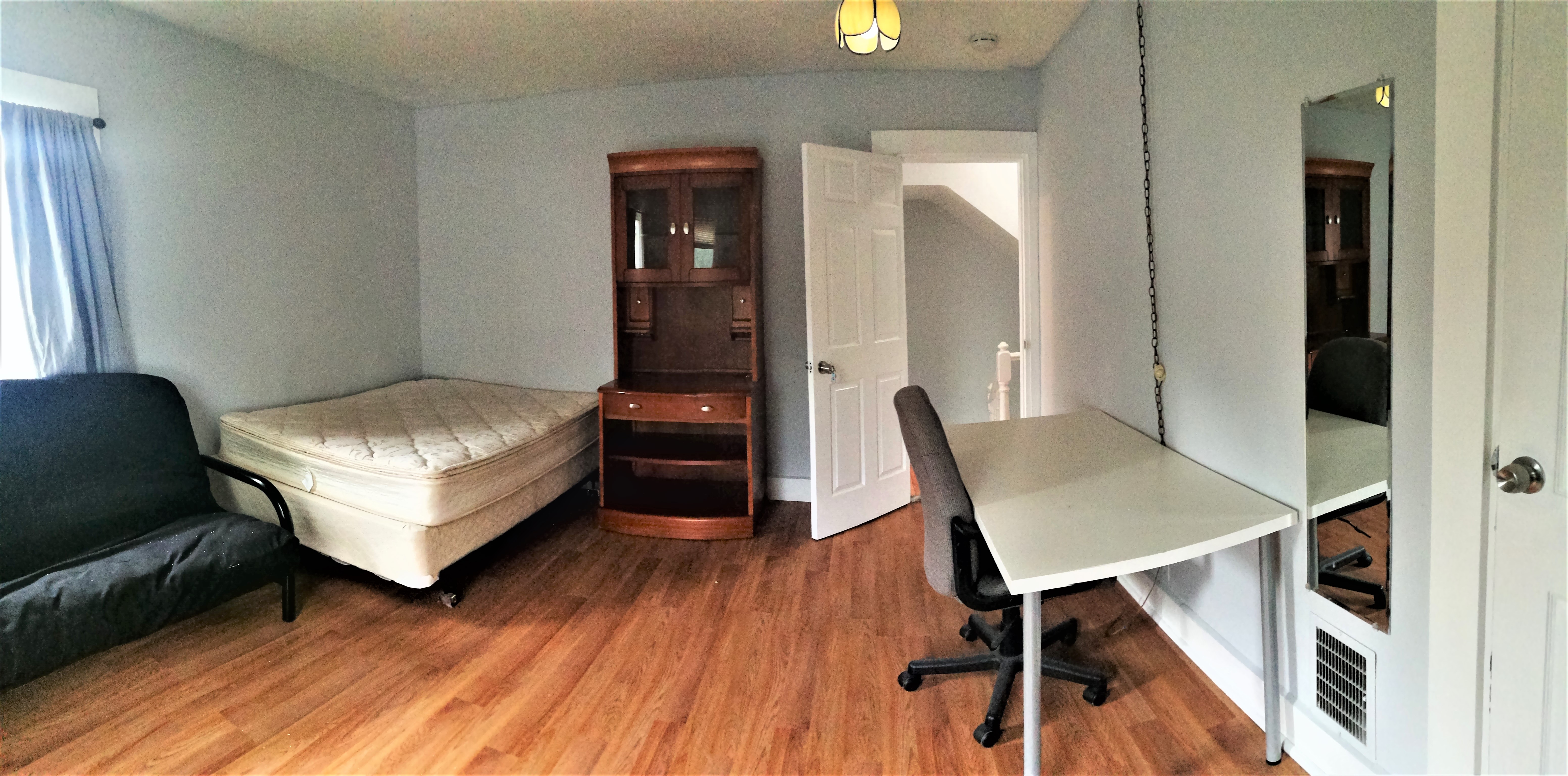 5 bed, 2 bath apartment for rent at 15 Highland St Unit 1, Waltham — photo 6 of 10