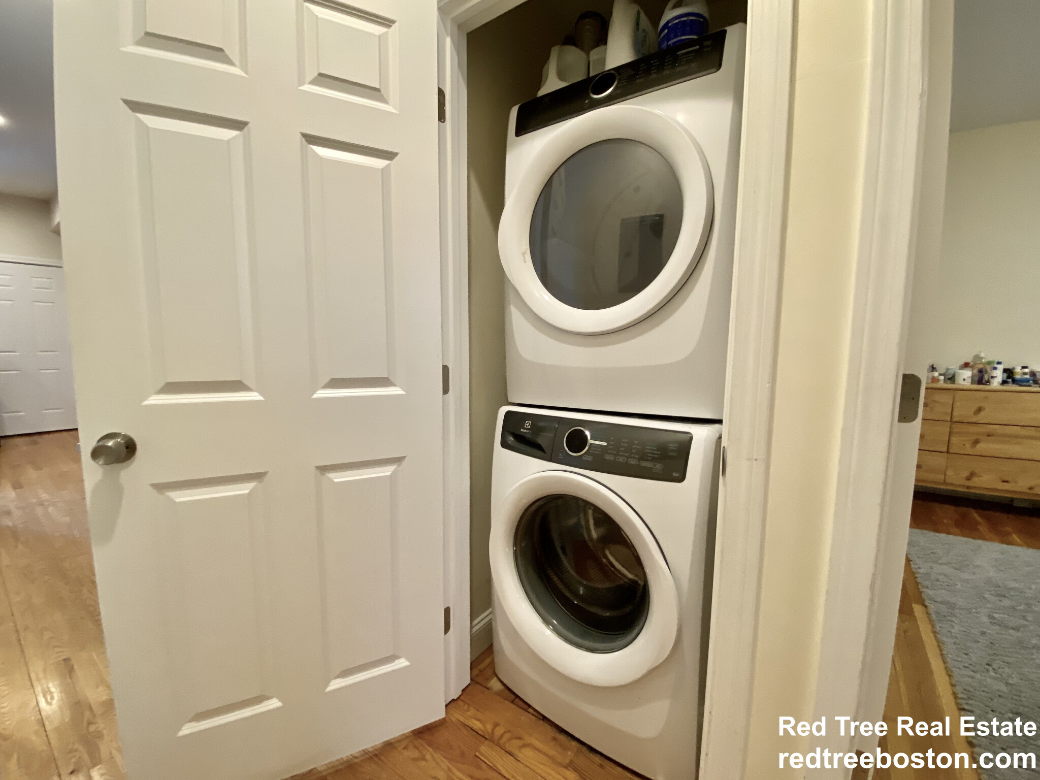 3 bed, 1 bath apartment for rent at 3235 Washington St Unit 1, Jamaica Plain — photo 14 of 30