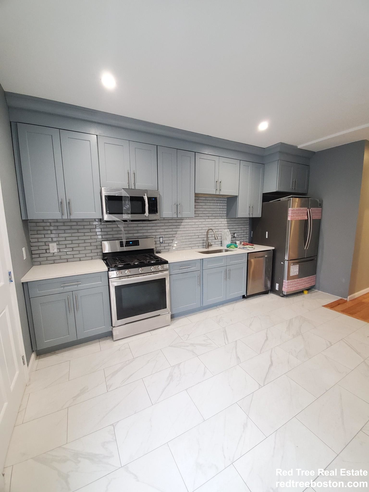 3 split bed, 2 bath apartment for rent at 294 Brookline St Unit Ma, Central Square — photo 13 of 23