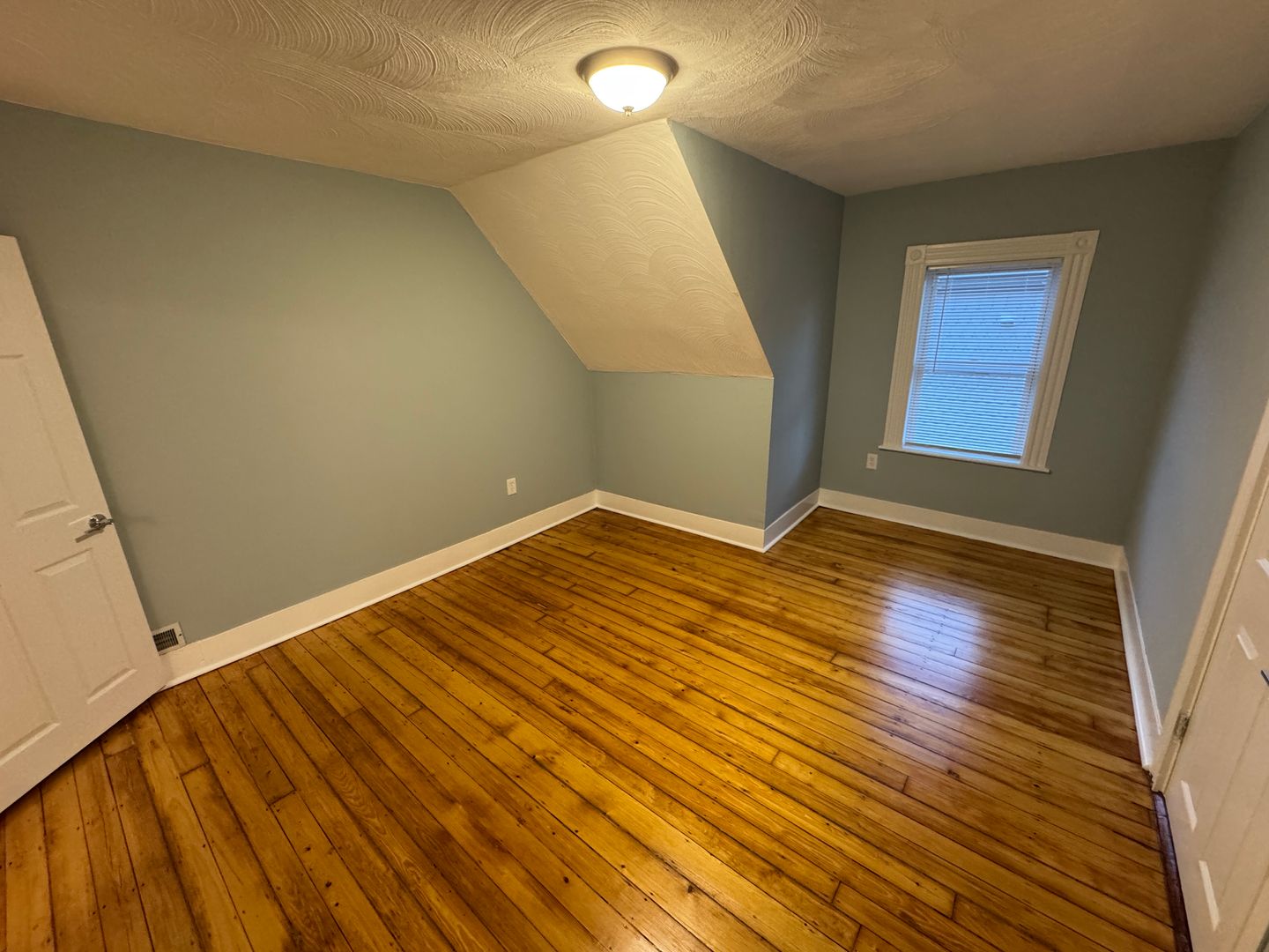 35 Cameron Ave, Teele Square