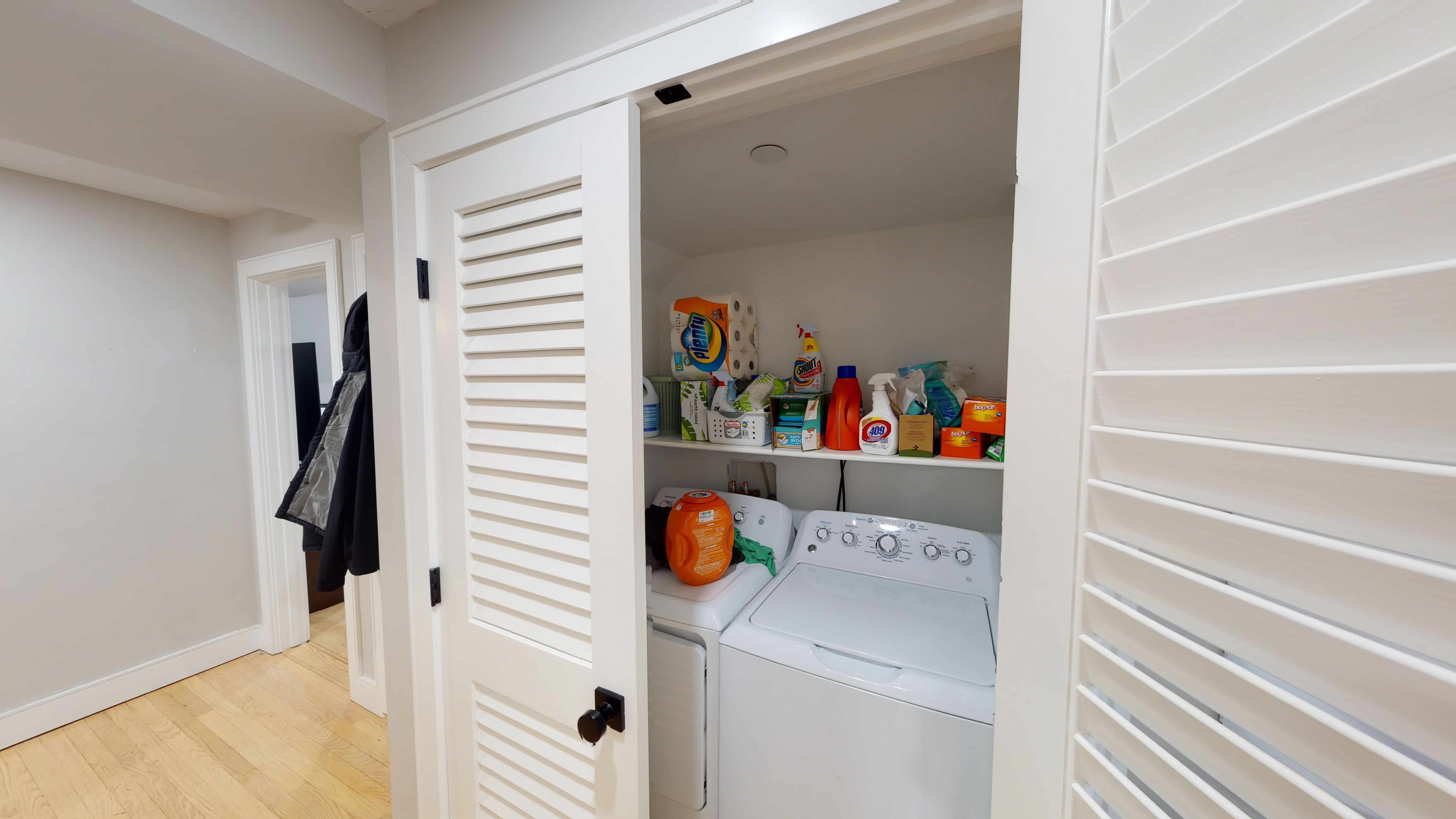 4 bed, 3 bath apartment for rent at 15 Lanark Rd Unit 4, Brighton — photo 9 of 15
