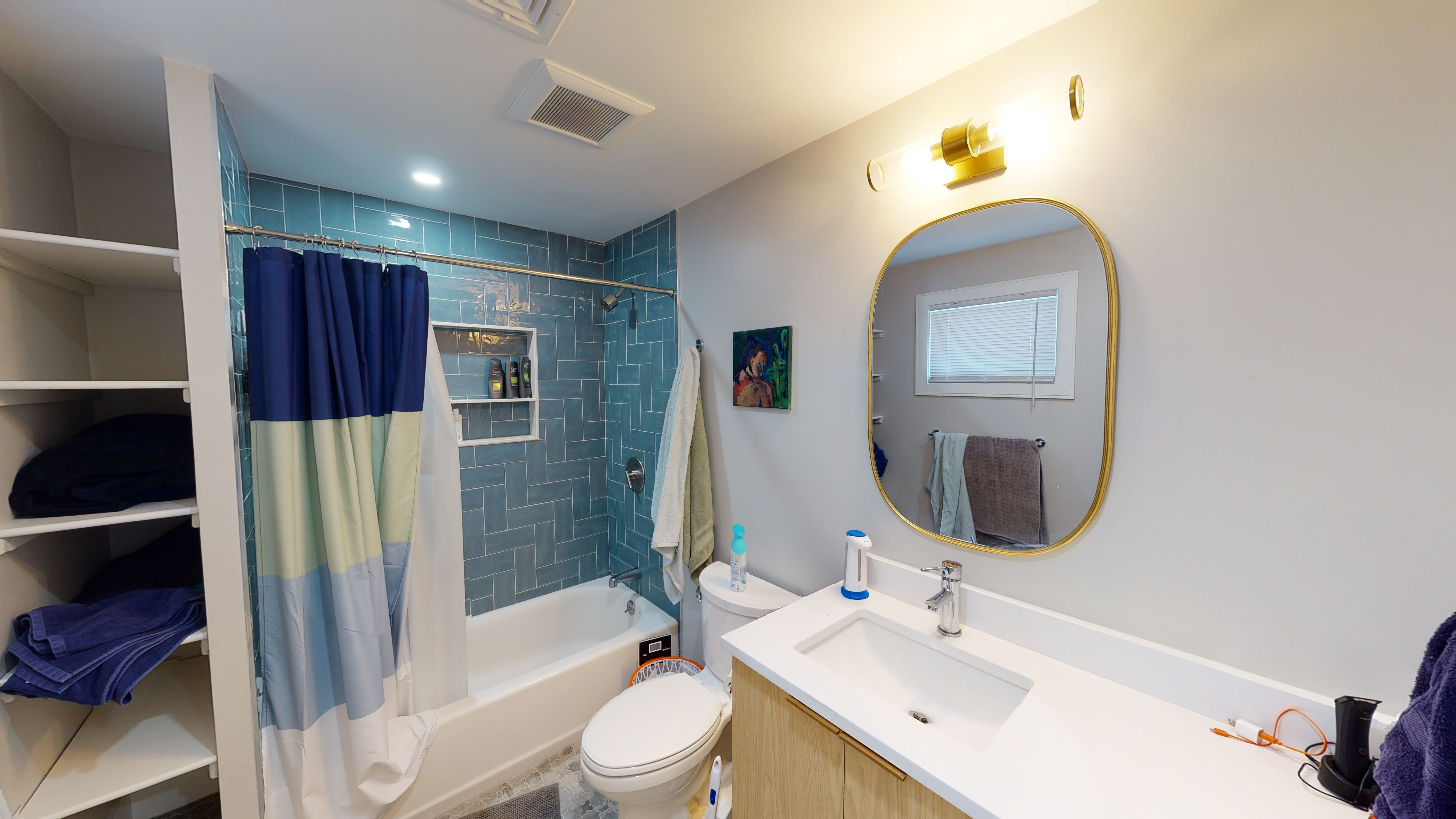 4 bed, 3 bath apartment for rent at 15 Lanark Rd Unit 4, Brighton — photo 10 of 15
