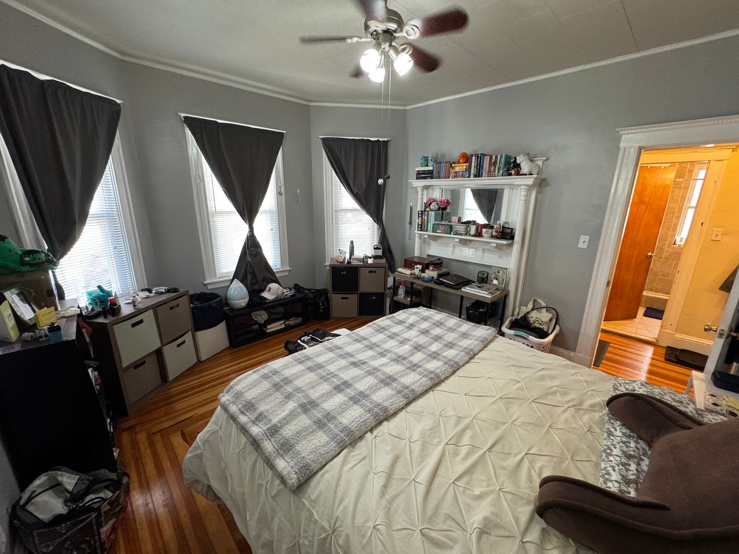 294 Highland Ave, Powder House Square