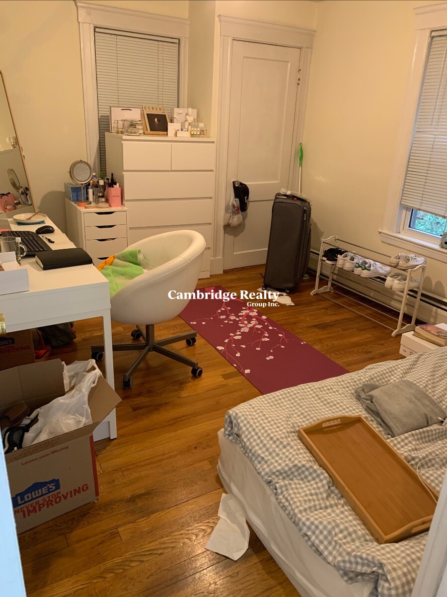 3 bed, 1 bath apartment for rent at 45 Franklin St Unit 1T, East Somerville — photo 15 of 20