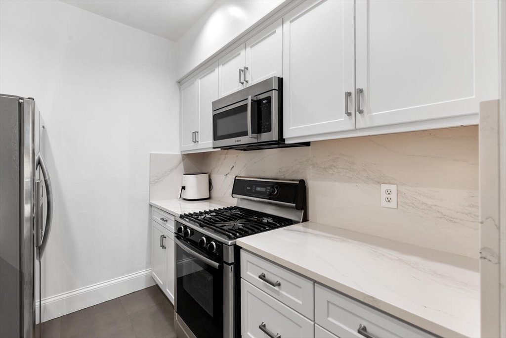 565 Massachusetts Ave, South End