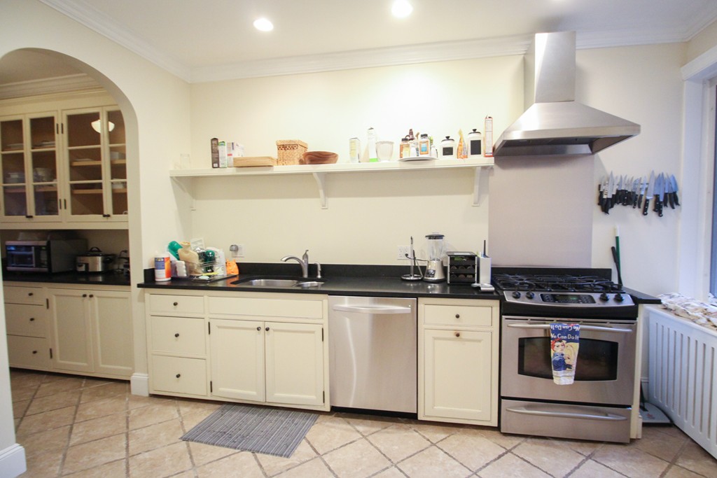 89 Pleasant St, Coolidge Corner