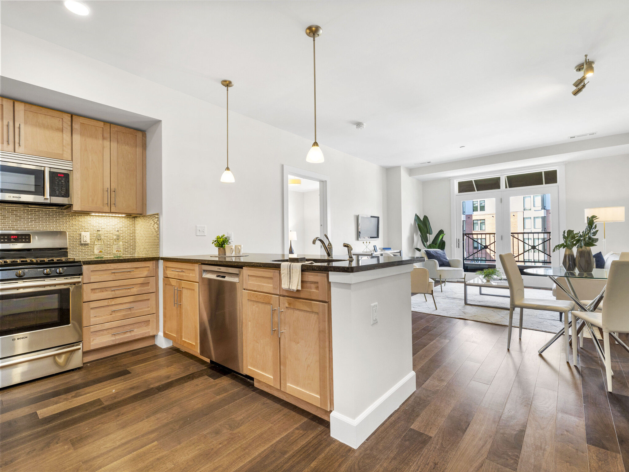 2 bed, 2 bath apartment for rent at 1507 Commonwealth Ave Unit 203, Brighton — photo 3 of 7