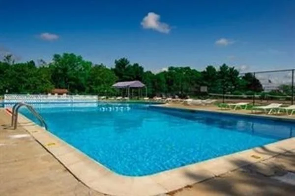 24 Madrid Sq, Brockton