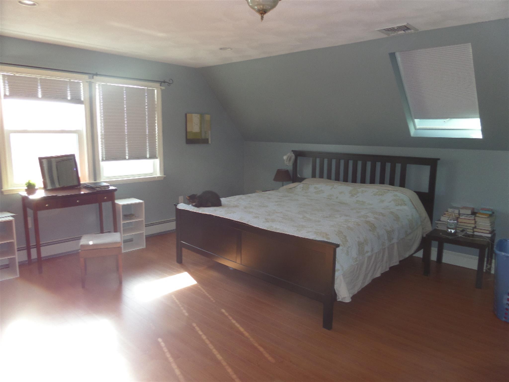 4 bed, 2 bath apartment for rent at 53 Bowen Ave Unit 2, Medford — photo 18 of 20