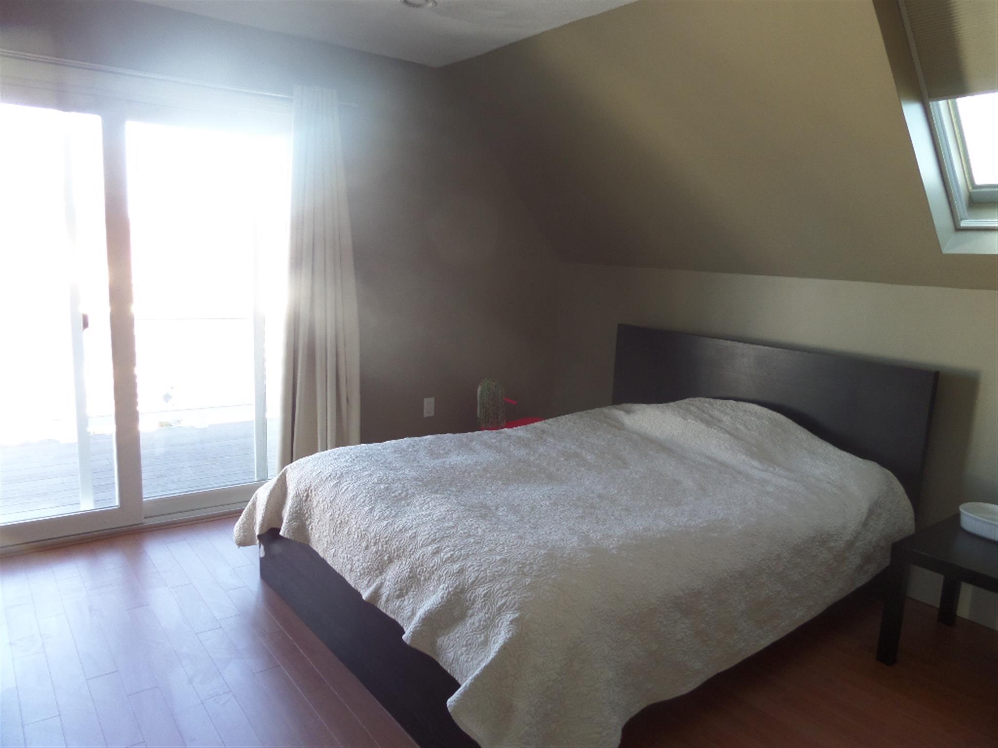 4 bed, 2 bath apartment for rent at 53 Bowen Ave Unit 2, Medford — photo 19 of 20