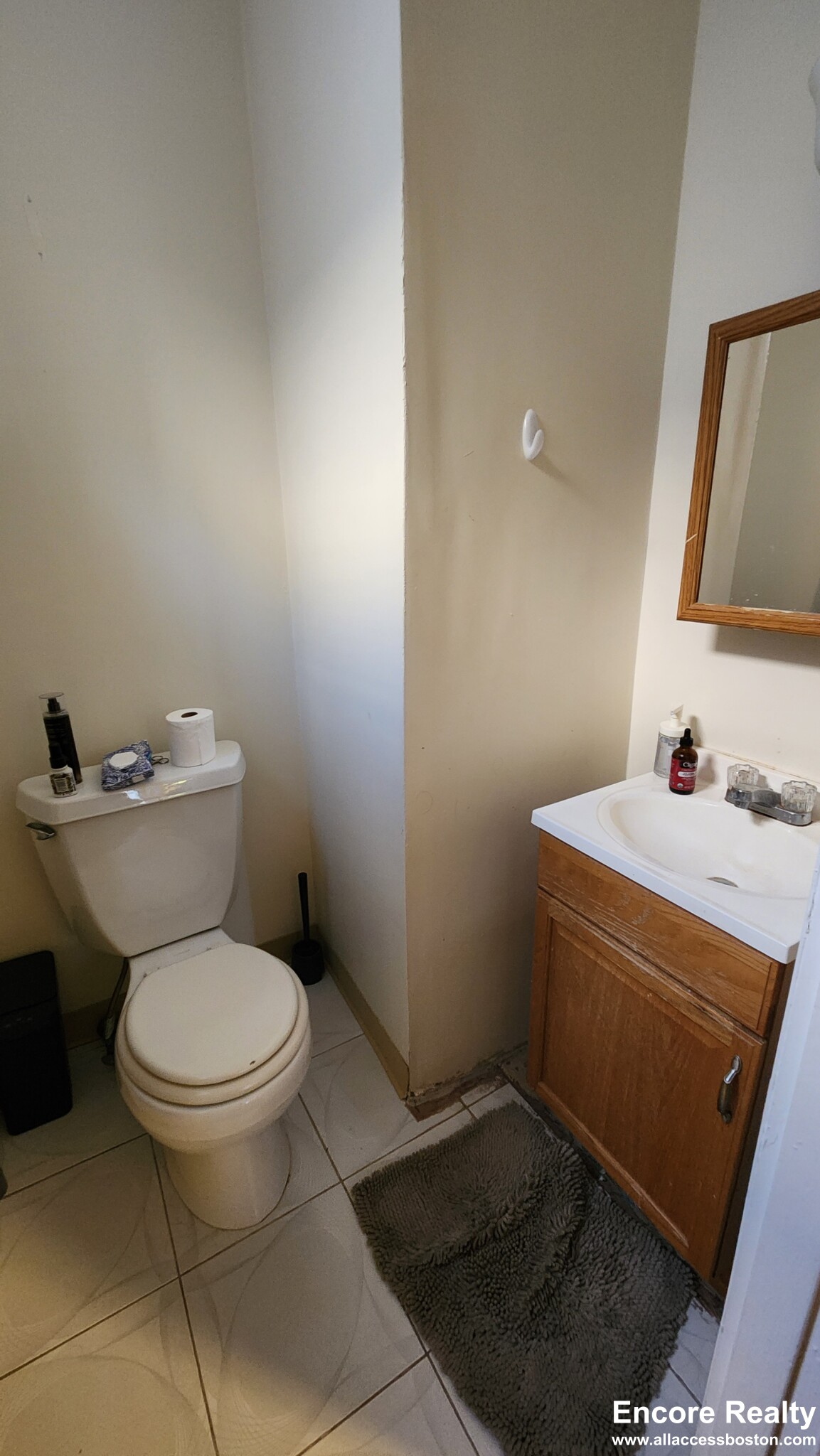 19 Aberdeen St, Fenway