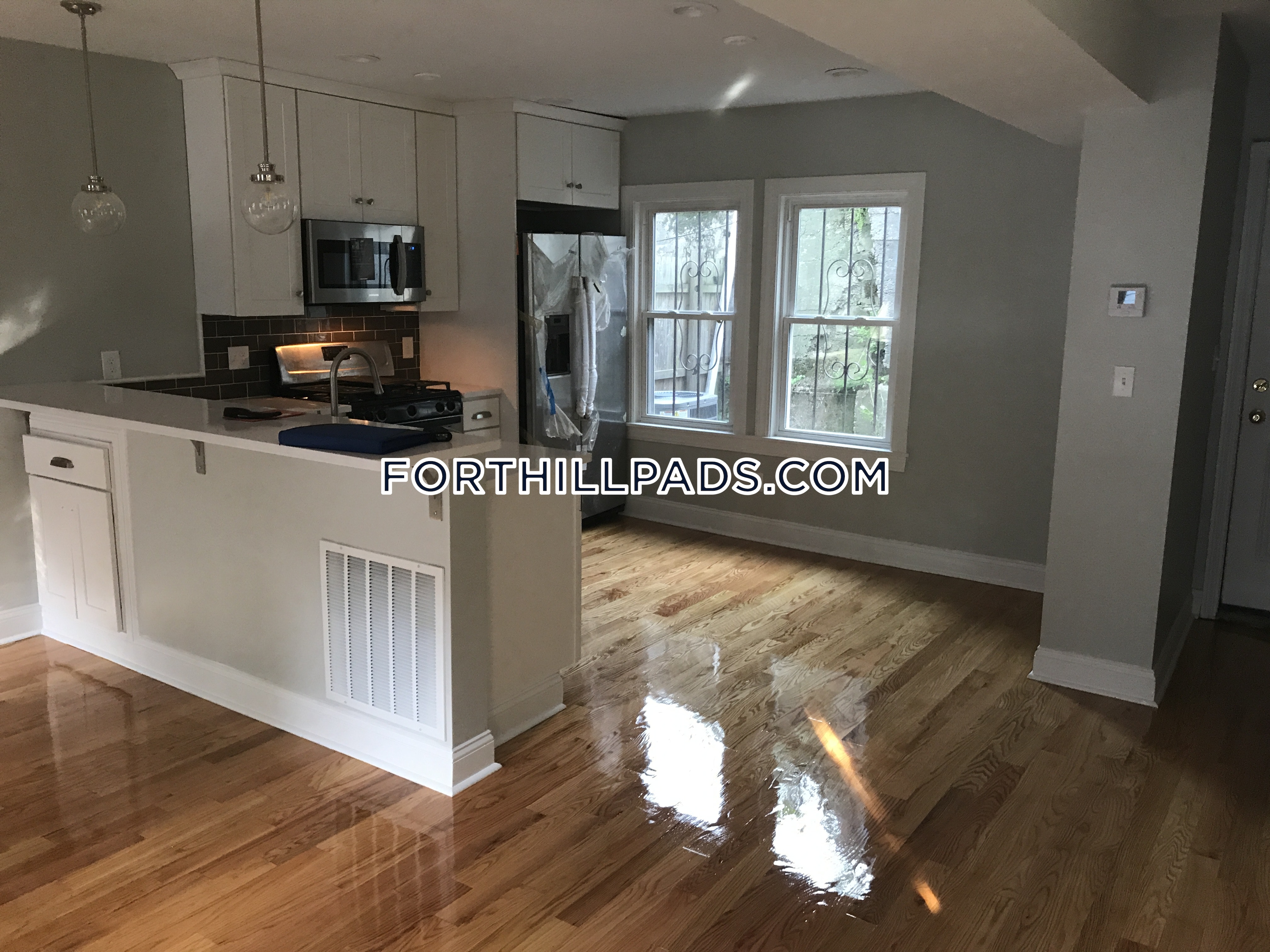 4 bed, 2 bath apartment for rent at 6 Saint James Pl Unit 1, Roxbury — photo 29 of 29