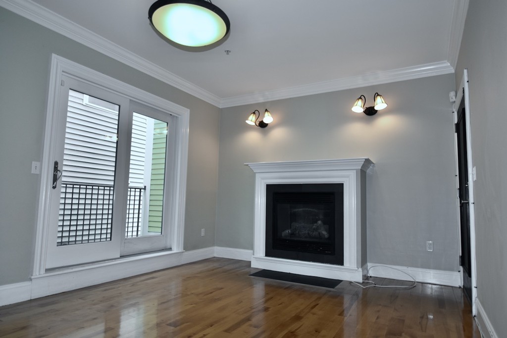 360 Dorchester St, South Boston