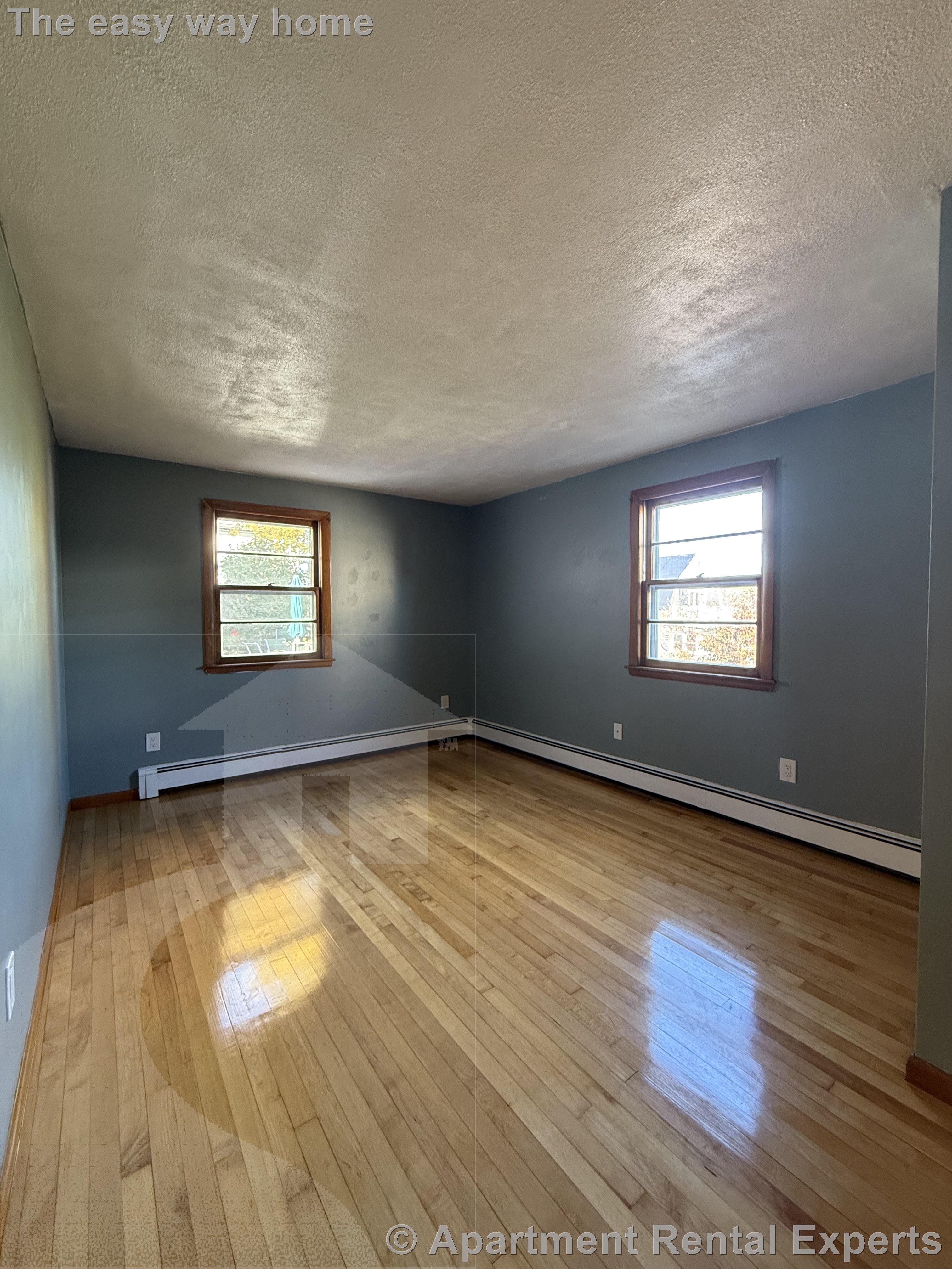 35 Ware St, Teele Square