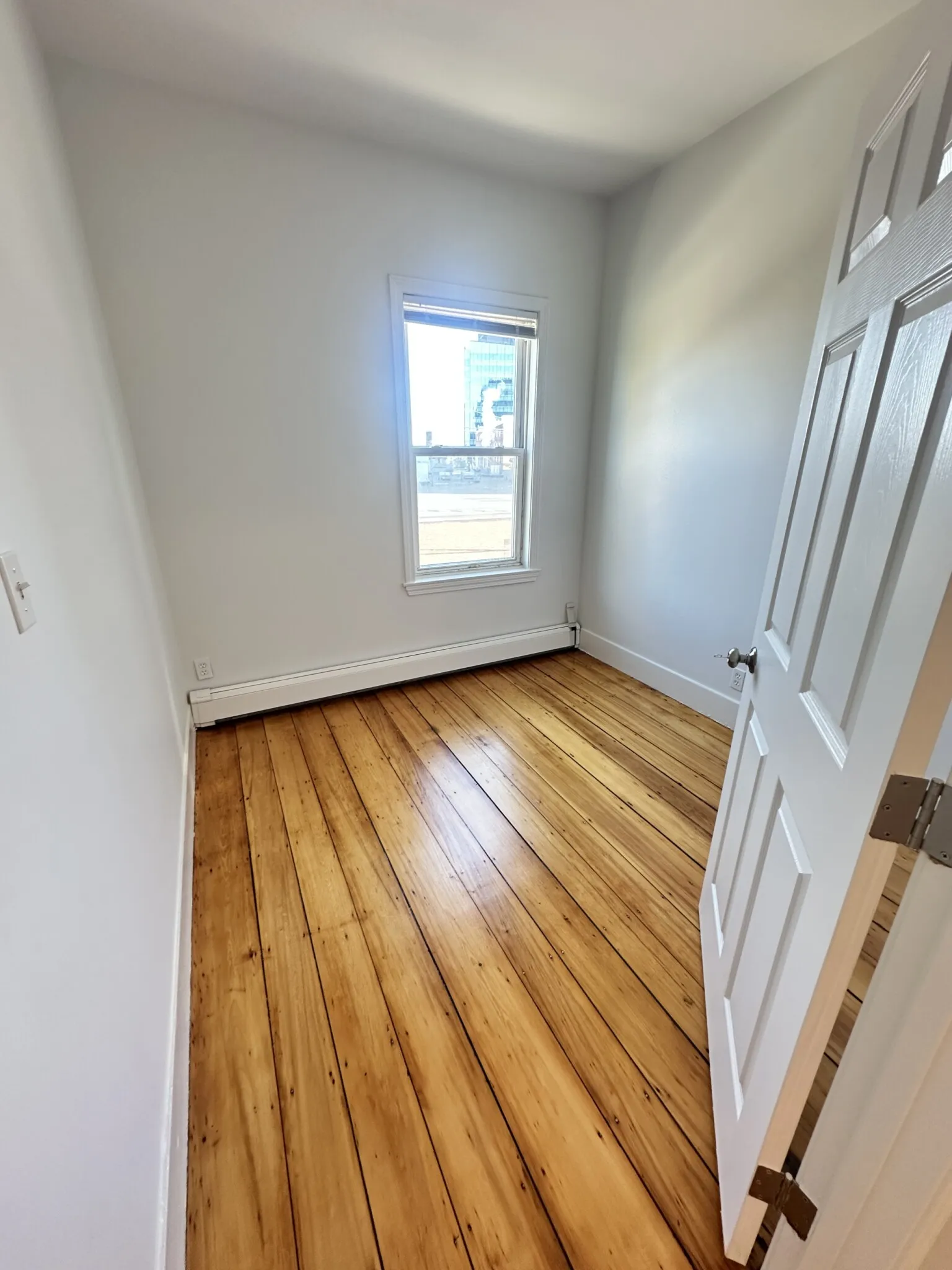 61 Webster Ave, Ward Two